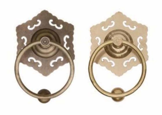 Bunga Bentuk pintu ketuk Dengan satin Finish Jelas Finish Anti-pencurian Anti-karat Desain antik Aksesoris pintu logam
